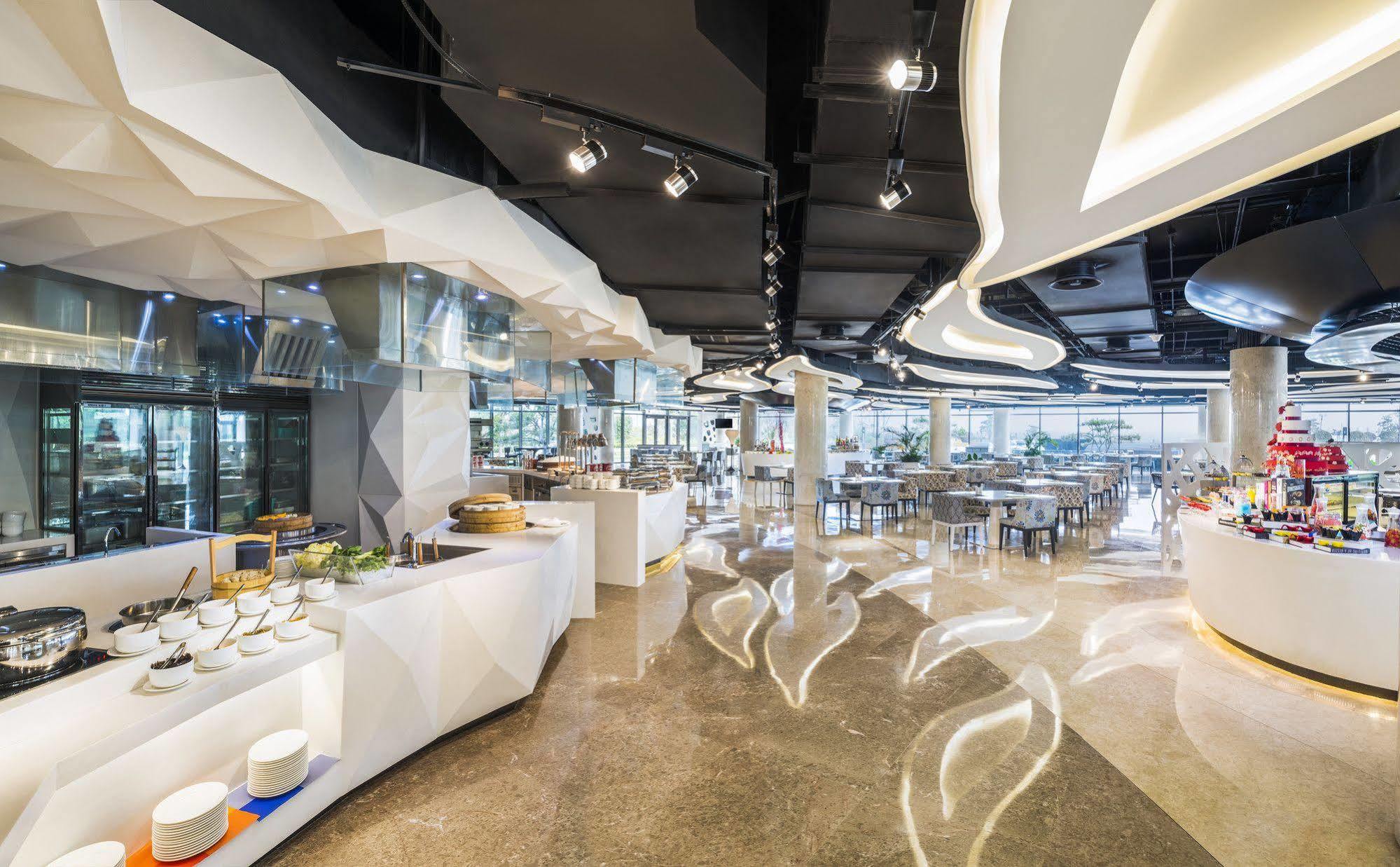 Le Meridien Qingdao West Coast Exterior photo